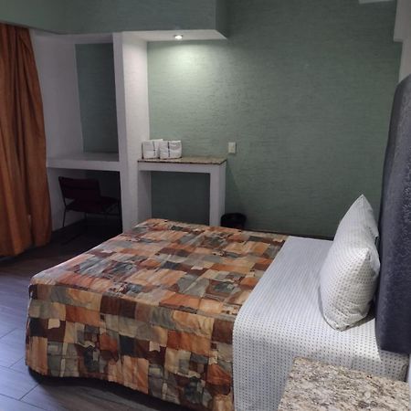 Hotel Metropolitan Guadalajara Bagian luar foto